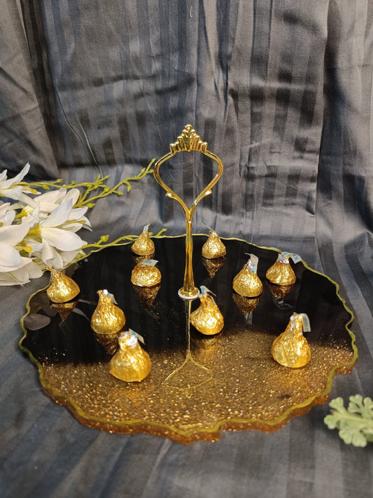 HANDMADE CAKE STAND