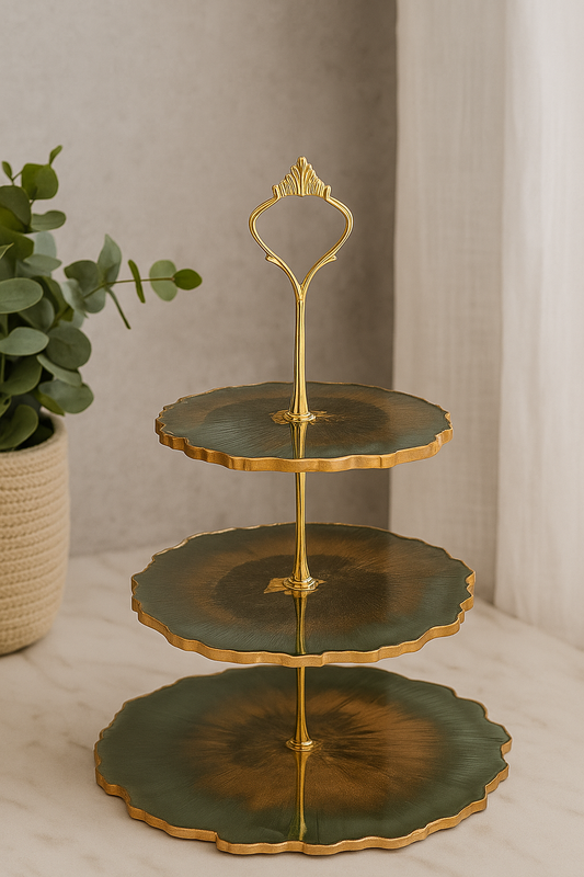 HANDMADE CAKE STAND