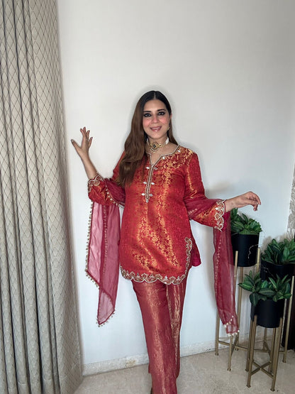 Pure brocade tissue suit