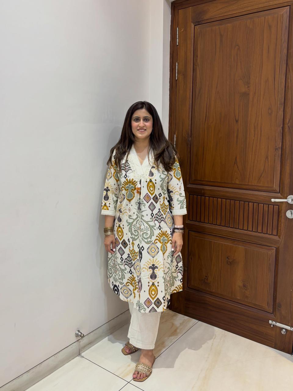 Off White Kurta Set